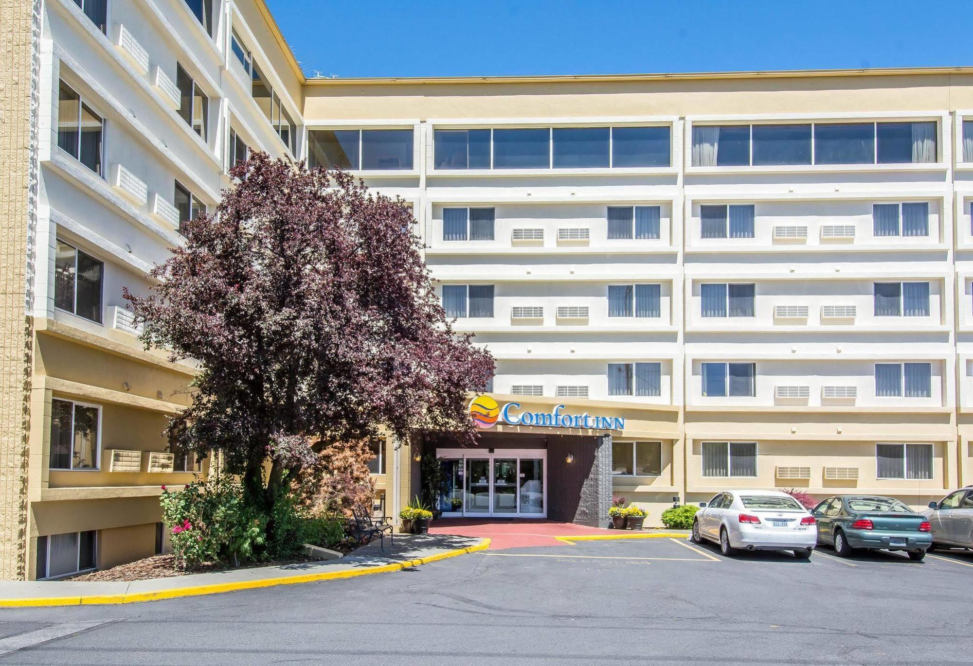 Ramada By Wyndham Downtown Spokane Esterno foto